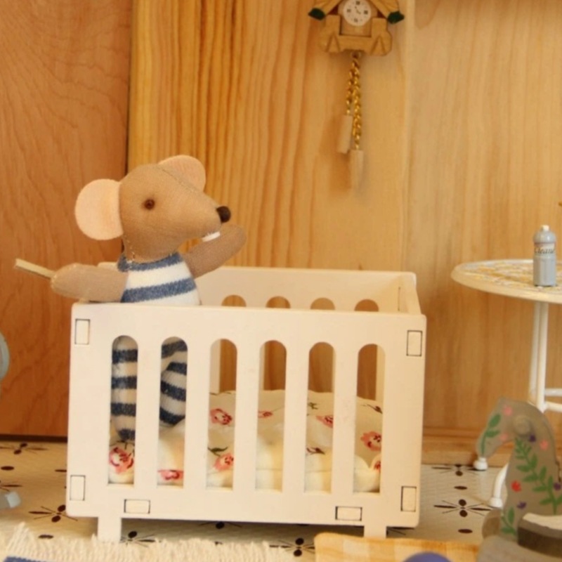1:12 スケールミニチュアベビークレードル木製ドールハウス - Baby Nursery Age のレビューと価格