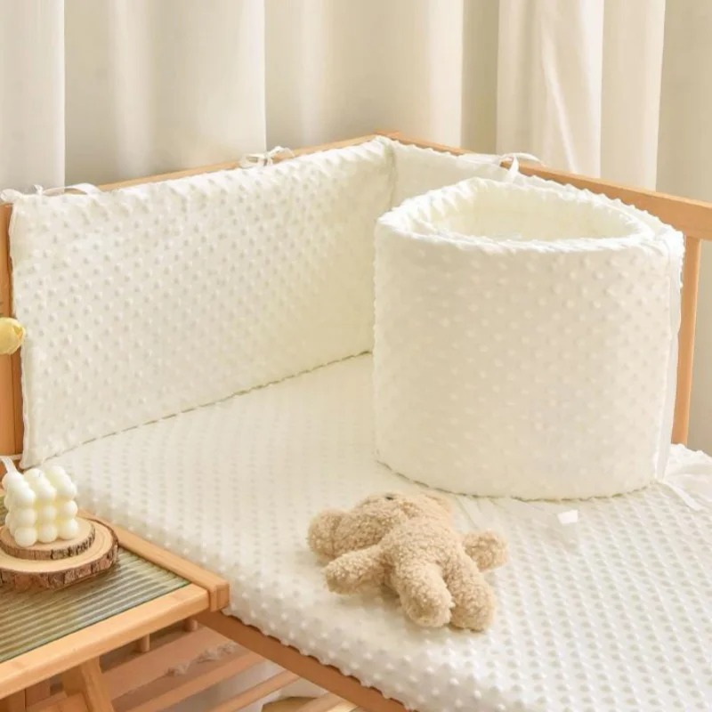 ベビーベッド用厚手バンパー、ベビーベッド周り保護パッド、ベビ - Baby Nursery Glider のレビューと価格